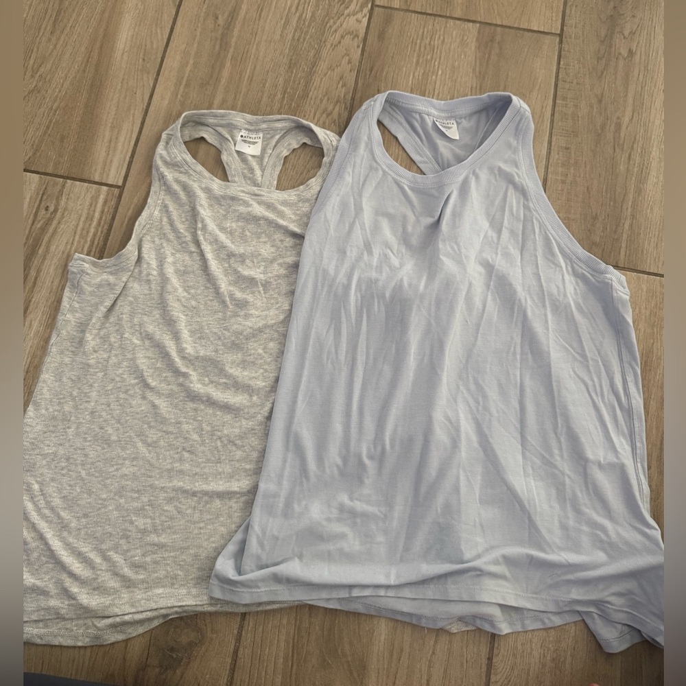 Athleta work out tanks. Size medium